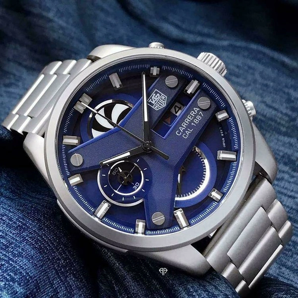TAG HEUER