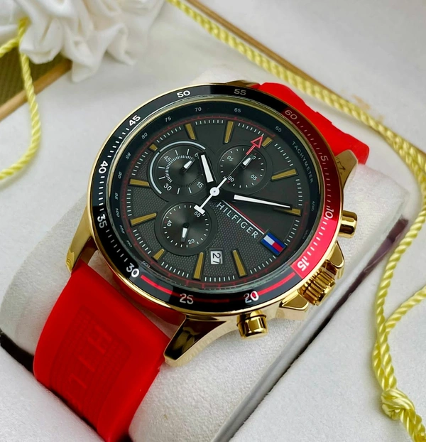 TOMMY HILFIGER