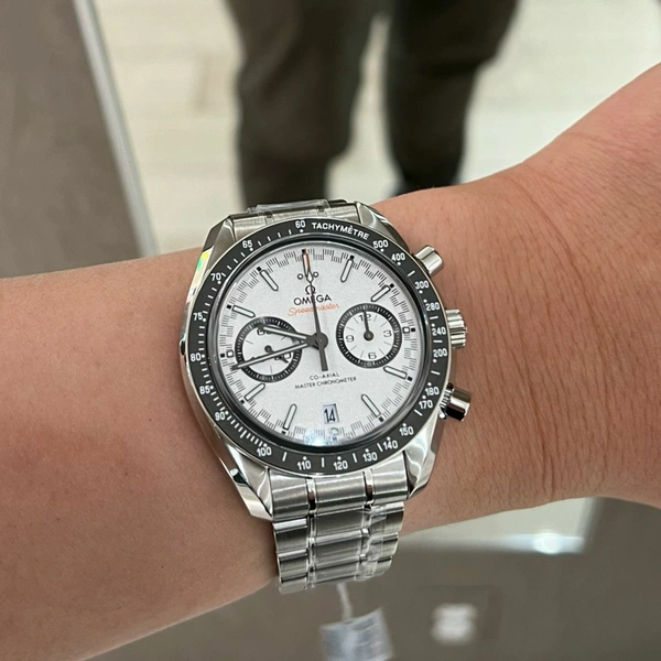 OMEGA (SPEEDMASTER RACING COLLECTION)