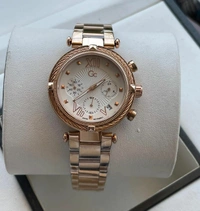 GUESS COLLECTION