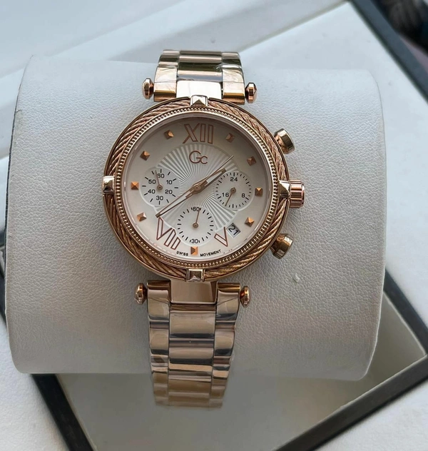 GUESS COLLECTION