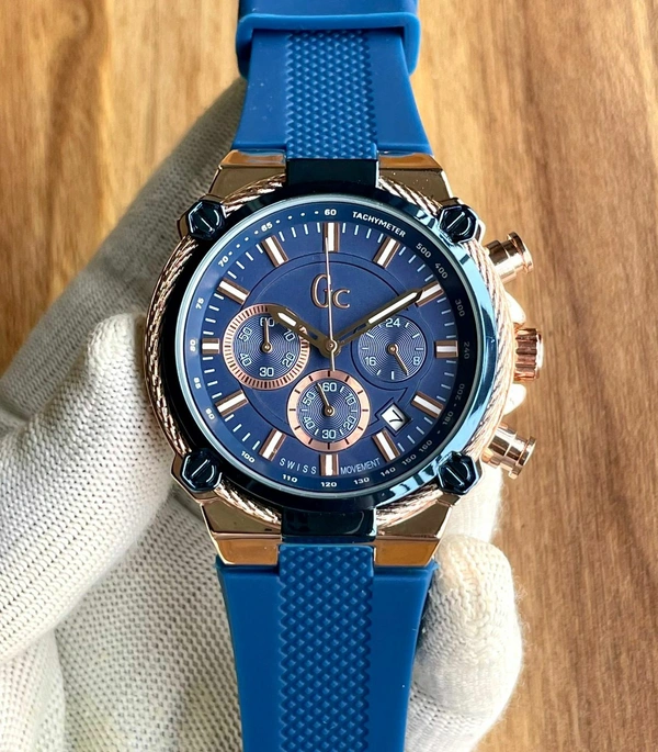 GUESS COLLECTION