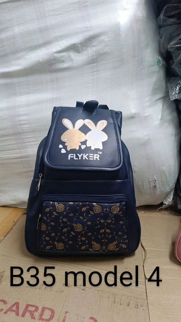 Ladies Bag Model 4 B35