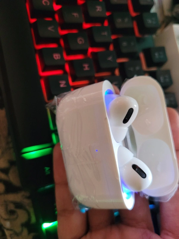 Airpods Pro With Wirless Charging Case Active - White, FREE DELIVERY