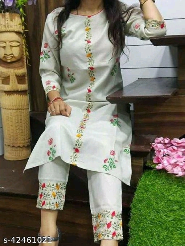 Trendy Graceful Women Kurta Sets - L, FREE DELIVERY