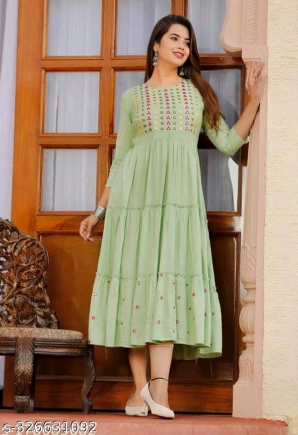 Gown  - L, FREE DELIVERY