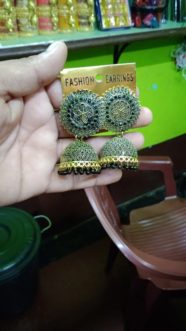 JHUMKAS - PREMIUM STATEMENT EARRINGS