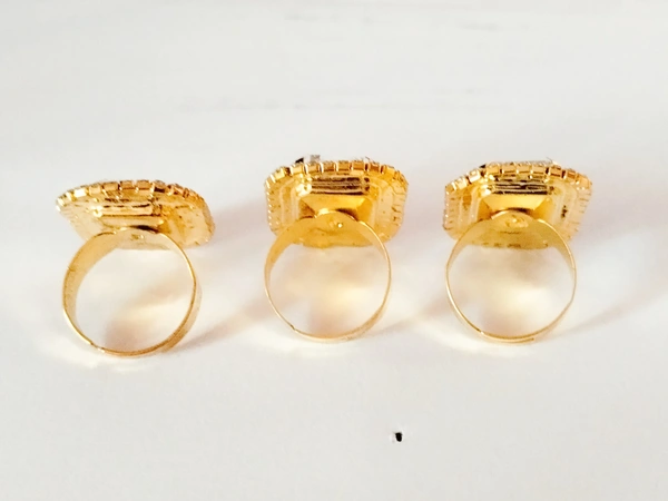 HR COSMETIC FASHION FA WOMAN RING PACK OF 3 - FREE SIZE, WHITE