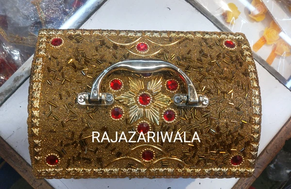 RAJAZARIWALA  दुल्हन सिंगार दानी (Makeup Box ) - Medium, Gold