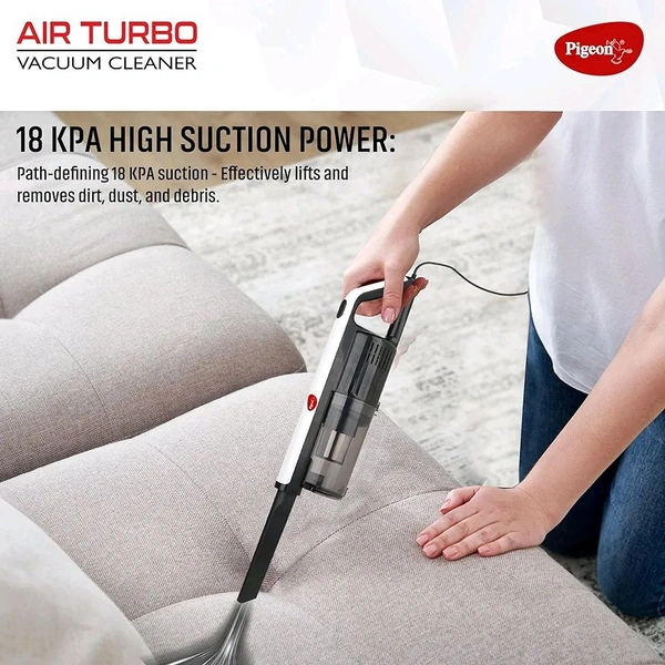 VACCUM CLEANER  - Black, Compac