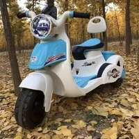 VESPA COLORFULL SCOOTY FOR KIDS AGED 1 TO 5 -MAYBE 6 - Blue