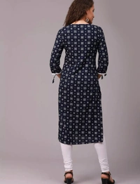 Liva Rayon Printed Knee Length Straight Kurti For Women - XL, Navy