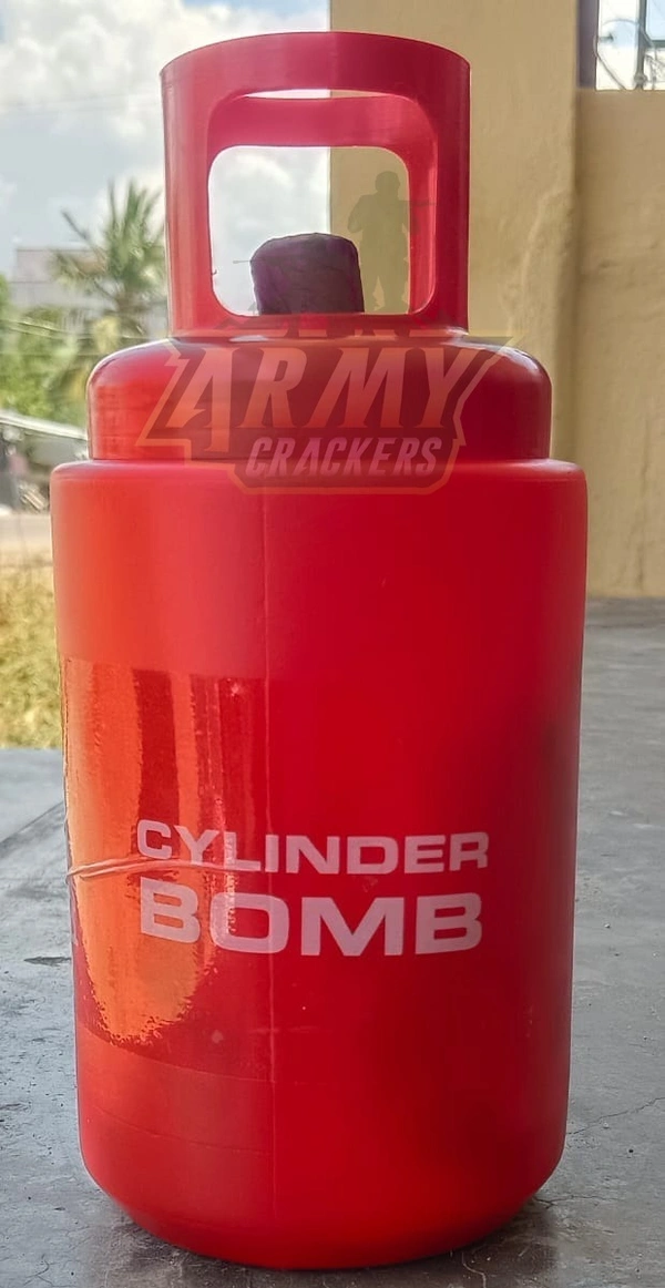 Cylinder Bomb (சிலிண்டர் பாம்)