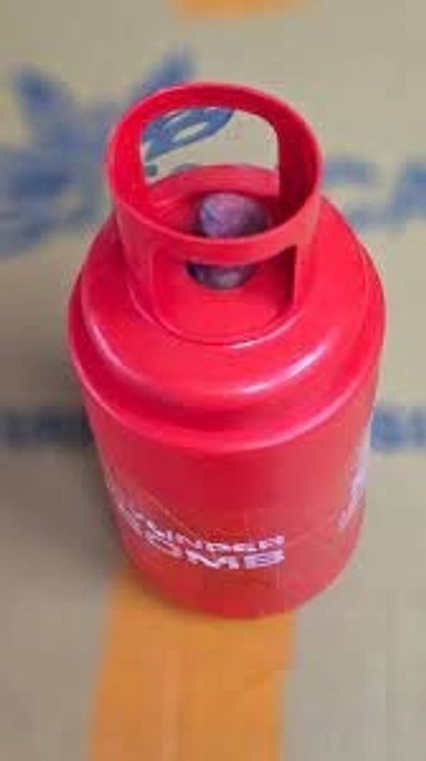 Cylinder Bomb (சிலிண்டர் பாம்)
