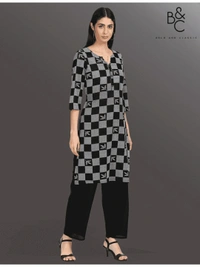 Bold & Classic Kurta Set - Multicolour, M