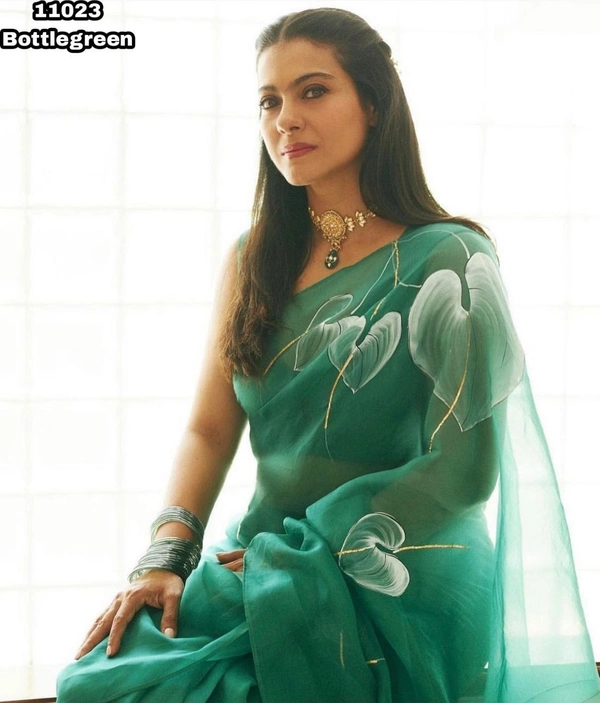 New arrivals Price - 850 Free  shipping Design no - 11023Catalog - Pushpa 2Fabric details - Organza with floral digital print & foil outline with beautiful sober rich lookBlouse - Digital printed borderCut  in single colourWeight - 290 GramPremium quality 😍Book your orders 🔚 We Take Gurantee Of Quality 🔚
