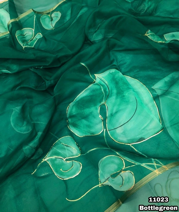 New arrivals Price - 850 Free  shipping Design no - 11023Catalog - Pushpa 2Fabric details - Organza with floral digital print & foil outline with beautiful sober rich lookBlouse - Digital printed borderCut  in single colourWeight - 290 GramPremium quality 😍Book your orders 🔚 We Take Gurantee Of Quality 🔚