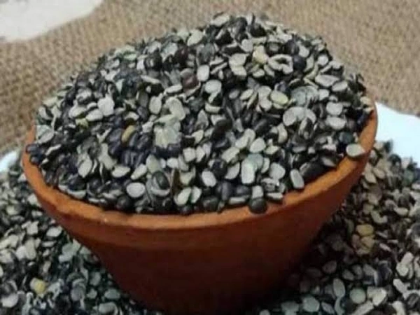 Urad Ki Dal ( Kali) - 500g