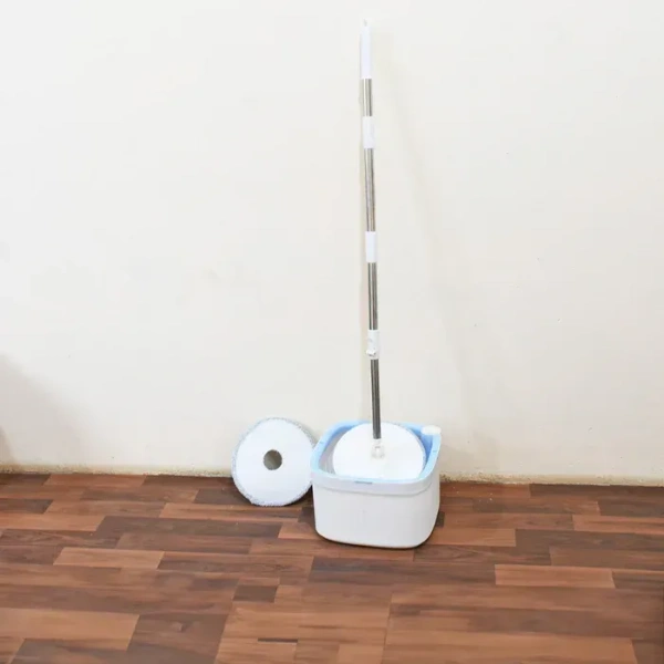 Round Shape Mop Head with 1 Pad Extra Clean Water Spin Mop with Separate Water Bucket, Suitable for All Types of Flooring, Separates Dirty and Clean Water, Wet
