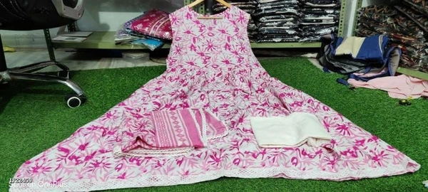 Hand Block Print Anarkali Style Kurta, Pant And Dupatta Set* - M, Pink
