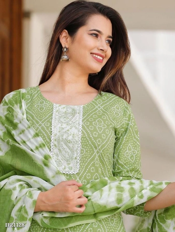 Lahariya Print Casual Kurta And Pant Paired With Cotton Mul Dupatta Set With Front Open Button* - L, Green