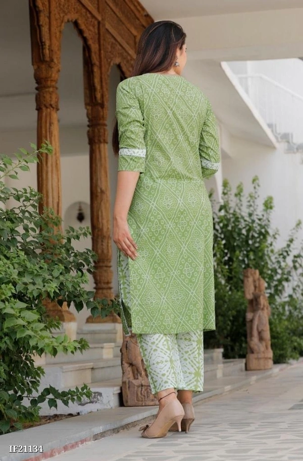 Lahariya Print Casual Kurta And Pant Paired With Cotton Mul Dupatta Set With Front Open Button* - XXL, Green