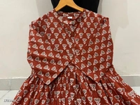 Cotton 60*60 Kurti With Pant With Malmal Cotton 100*100 Dupatta* - M