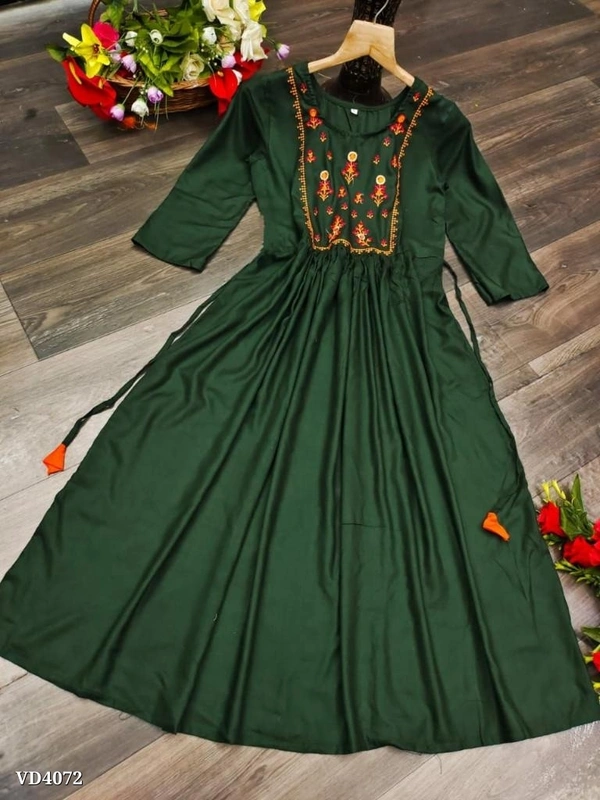 Embroidery Kurti* - M, Green💚