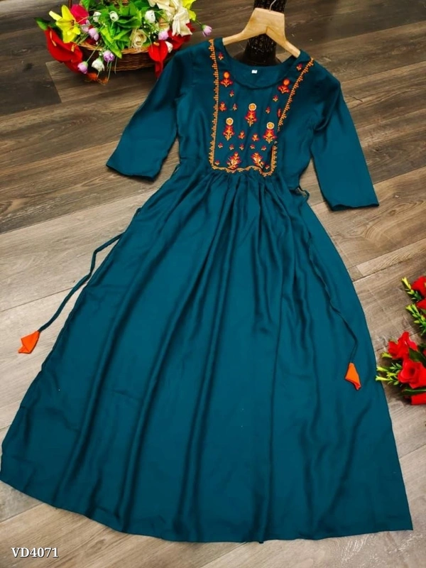 Embroidery Kurti* - M, Blue 💙