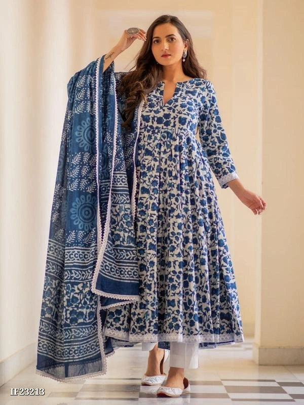Beautiful 🥰 Outfit In Three Piece Suit - XXL, Blue