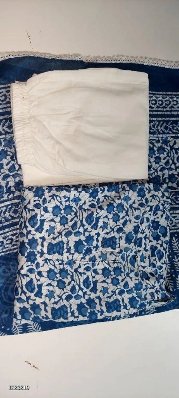 Beautiful 🥰 Outfit In Three Piece Suit - XL, Blue