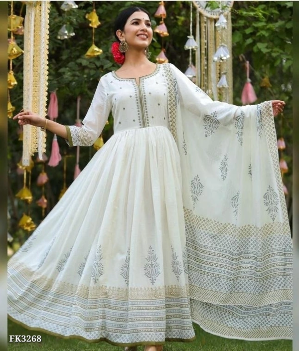 Beautiful Long Gown - XL