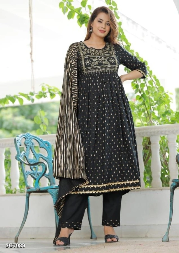 Three Piece Suit Collection* - L, Black