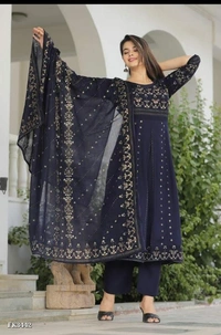 New Arrival Beautiful Nayra Cut Kurti* - L