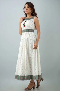 Beautiful Heavy Reyon Fabric Printed Gown Consite work/ Bobin Elastic - XXL