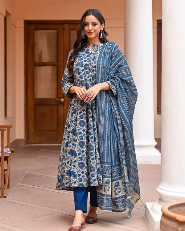 Beautiful Heavy Reyon Anarkali Kurti With Pant Mal Mal Dupatta - M