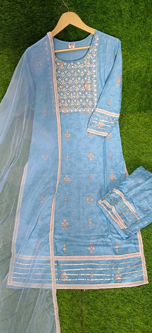 Reyon fabric fine quality kurti neck heavy embroidery sequence work nd heavy cotton gotta lesh work with Dupptta and pant - M