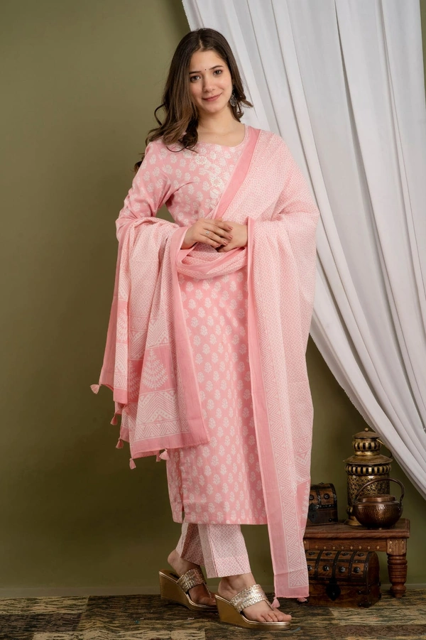 Heavy Embroidery and hand worked kurti with pant and dupatta - L