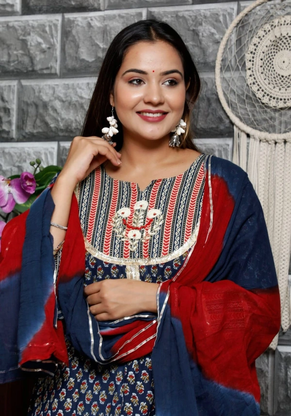 Beautiful Floral Printed Flairy Pattern Kurti with Full Length And Hand Butta In Front With Pant With Pant and Tie - Dye  Dupatta - L