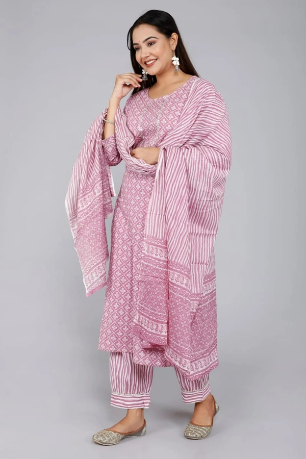 Cotton printed kurti pant dupatta set   - M