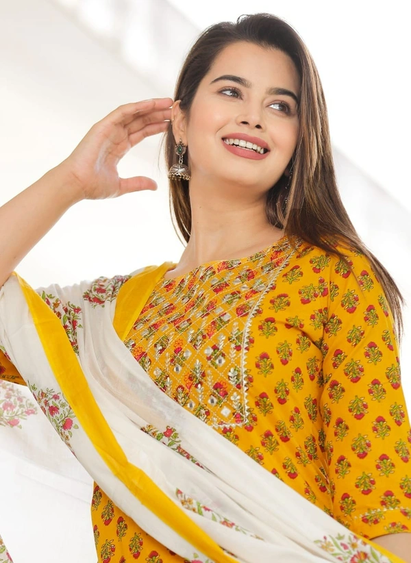 👗👗A NEW LAUNCH👗👗  *BEAUTIFUL HEAVY . COTTON 60/60 FABRIC KURTI BOTTOM AND DUPATTA. - Yellow, L