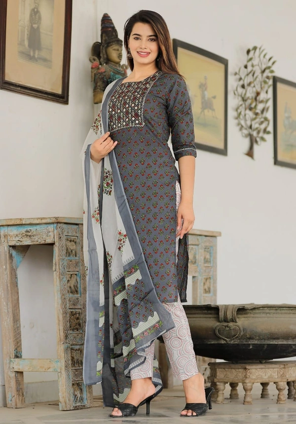 👗👗A NEW LAUNCH👗👗  *BEAUTIFUL HEAVY . COTTON 60/60 FABRIC KURTI BOTTOM AND DUPATTA. - Grey, L