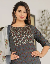 👗👗A NEW LAUNCH👗👗  *BEAUTIFUL HEAVY . COTTON 60/60 FABRIC KURTI BOTTOM AND DUPATTA. - Grey, L
