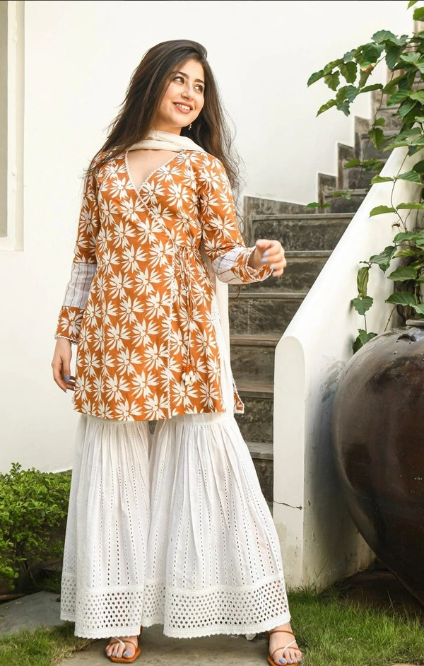 Look gorgeous in zaina couture summer breathable cotton outfit - L
