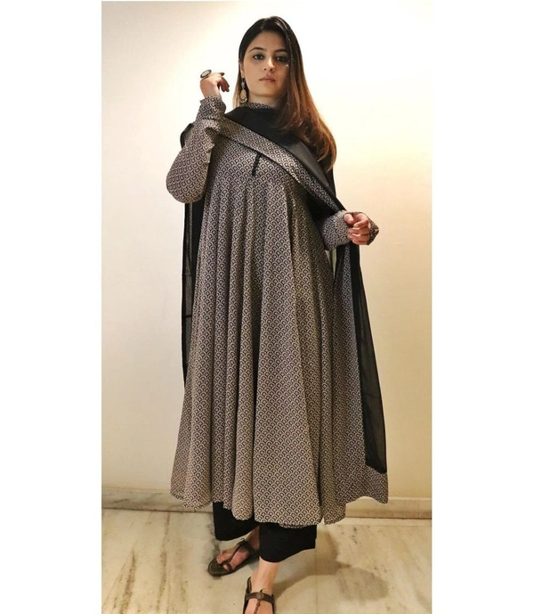 👗👗 NEW LAUNCH👗👗  BEAUTIFUL HEAVY Reyon ANARKALI KURTI WITH PANT MAL MAL DUPATTA - XXL