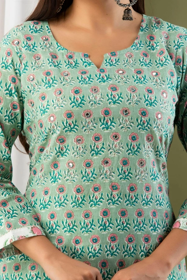 Straight Kurti  With  Pant and mulmul Dupatta - M
