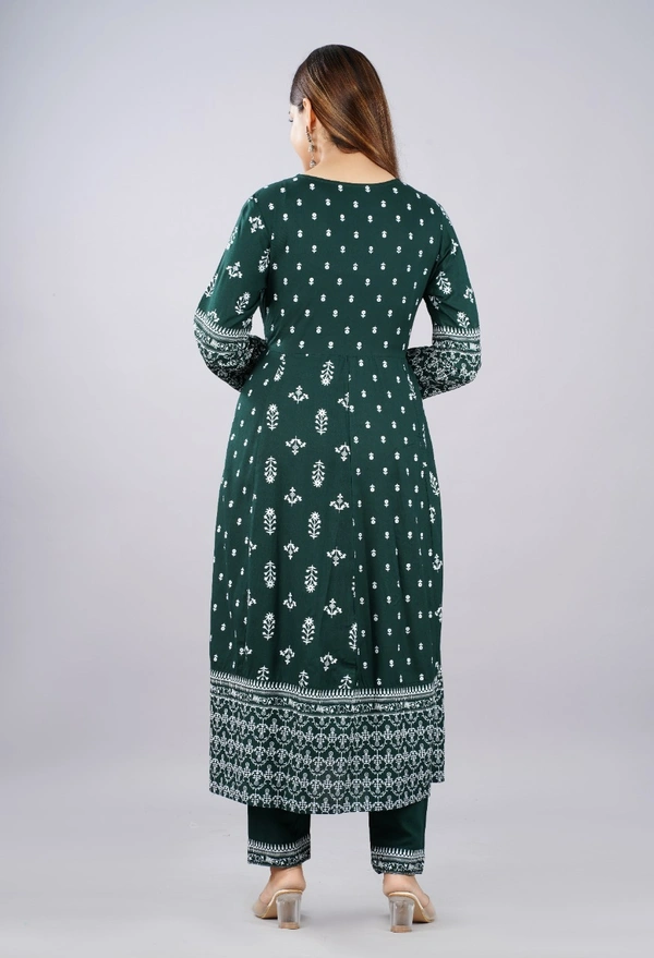 👗Reyon fabric fine quality kurti with Dupptta and pant - Green, M