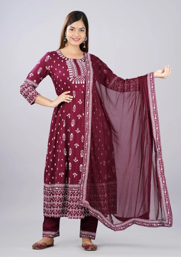 👗Reyon fabric fine quality kurti with Dupptta and pant - M, Red
