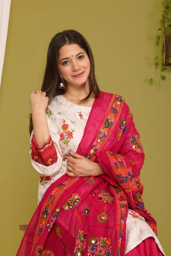 Simple  look kurti Skirt with dupatta - XXL