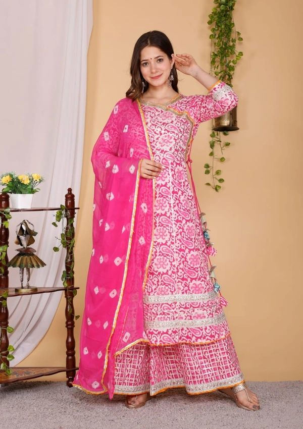 Full GOTTA WORK ANARKALI STYLE KURTI WITH FULL FLAIR SKIRT STYLE PLAZO - M